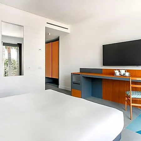 So' Lifestyle Hotel