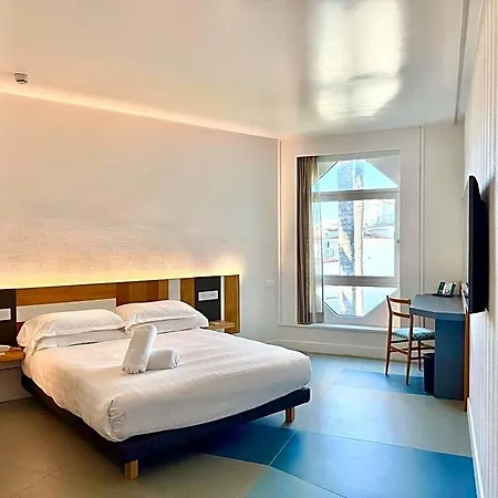 Hotel So' Lifestyle 4*
